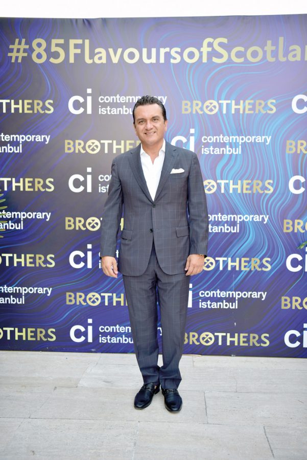 Contemporary İstanbul Ve Brothers  İstanbul’un Sanat Sezonunu Muhteşem Bir Etkinlikle Açtı - 116788