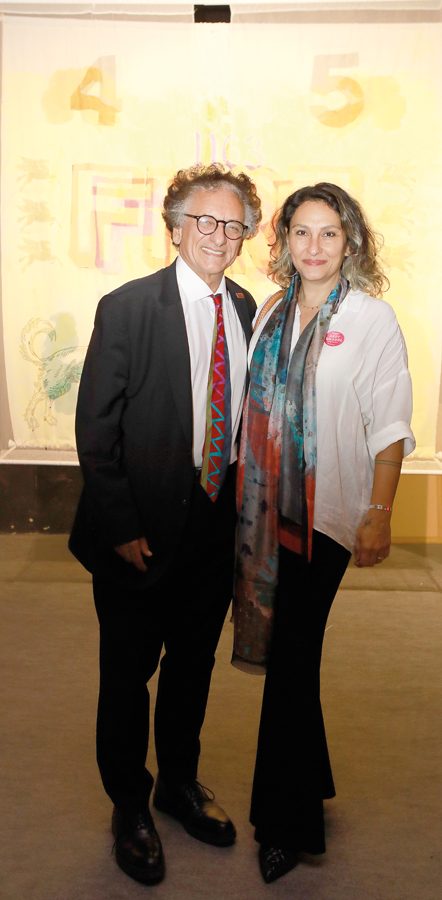 POP ART’IN ÖNCÜSÜ ÜNLÜ SANATÇI ANDY WARHOL SERGİSİ BİR PARTİYLE AÇILDI - 120820