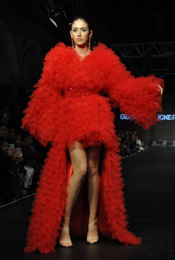 ALSANCAK GARI’NDA MODA RÜZGARI ESTİ, İZMİR FASHION WEEK BÜYÜK İLGİ GÖRDÜ - 122822