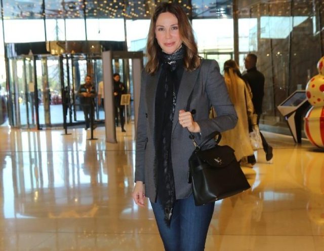 demet-sener_16_9_1576729222-880×495