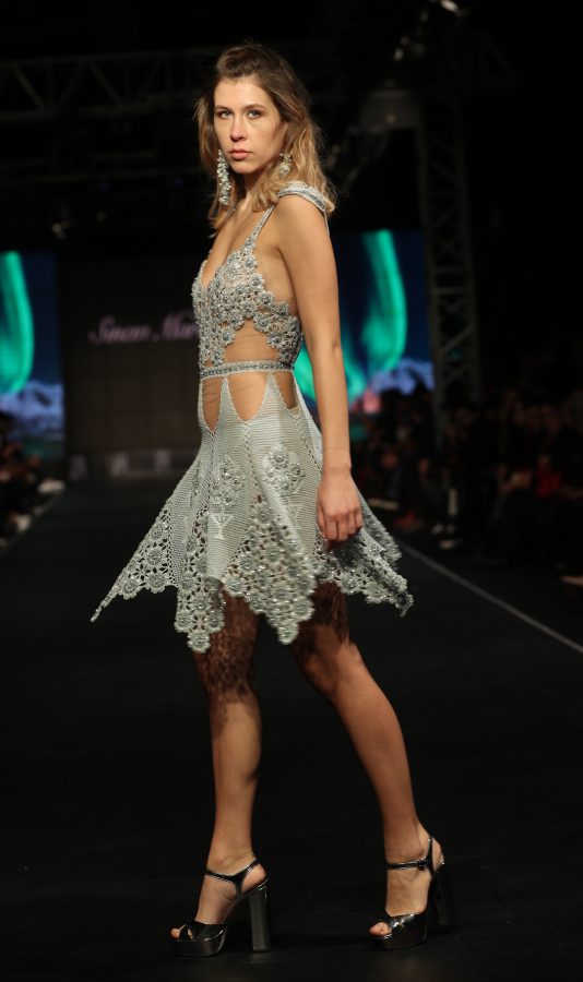 ALSANCAK GARI’NDA MODA RÜZGARI ESTİ, İZMİR FASHION WEEK BÜYÜK İLGİ GÖRDÜ - 122846